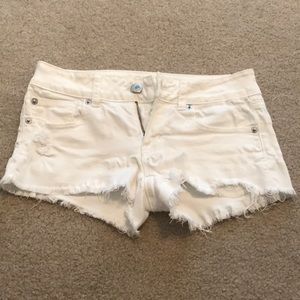 American Eagle White Jean Short